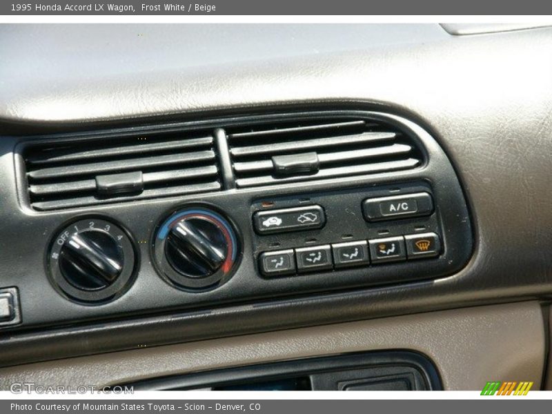 Controls of 1995 Accord LX Wagon