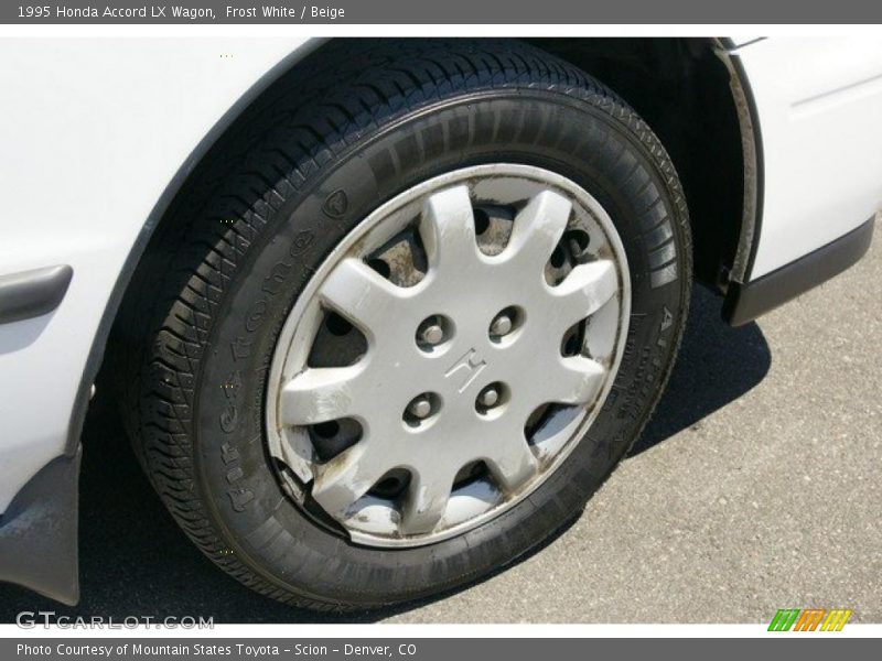 Frost White / Beige 1995 Honda Accord LX Wagon