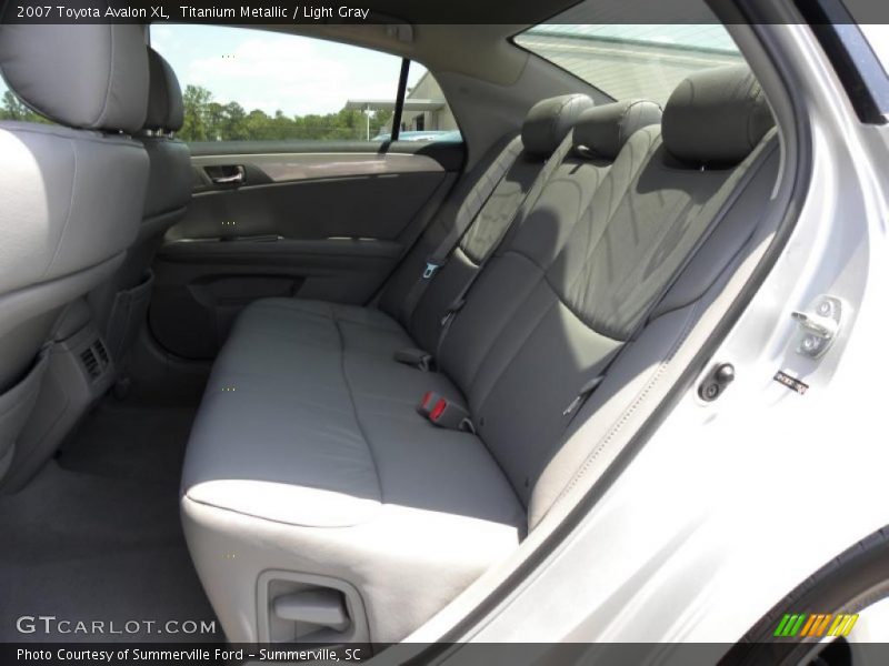 Titanium Metallic / Light Gray 2007 Toyota Avalon XL