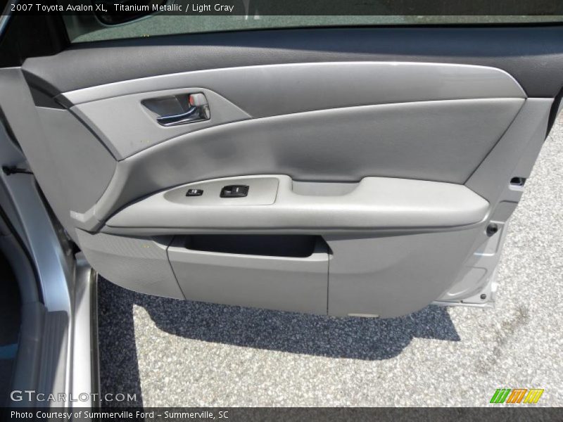 Titanium Metallic / Light Gray 2007 Toyota Avalon XL