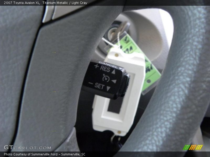 Titanium Metallic / Light Gray 2007 Toyota Avalon XL