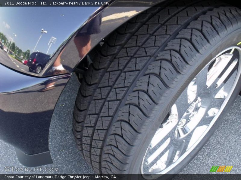 Blackberry Pearl / Dark Slate Gray 2011 Dodge Nitro Heat