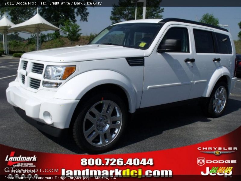 Bright White / Dark Slate Gray 2011 Dodge Nitro Heat