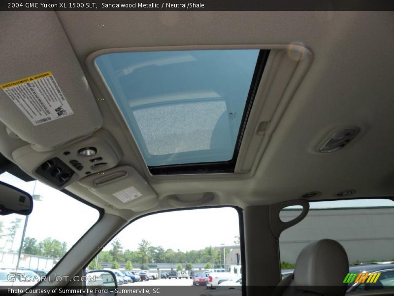 Sandalwood Metallic / Neutral/Shale 2004 GMC Yukon XL 1500 SLT