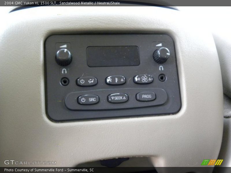 Sandalwood Metallic / Neutral/Shale 2004 GMC Yukon XL 1500 SLT