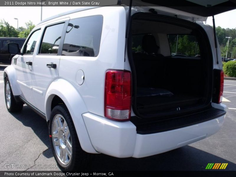 Bright White / Dark Slate Gray 2011 Dodge Nitro Heat