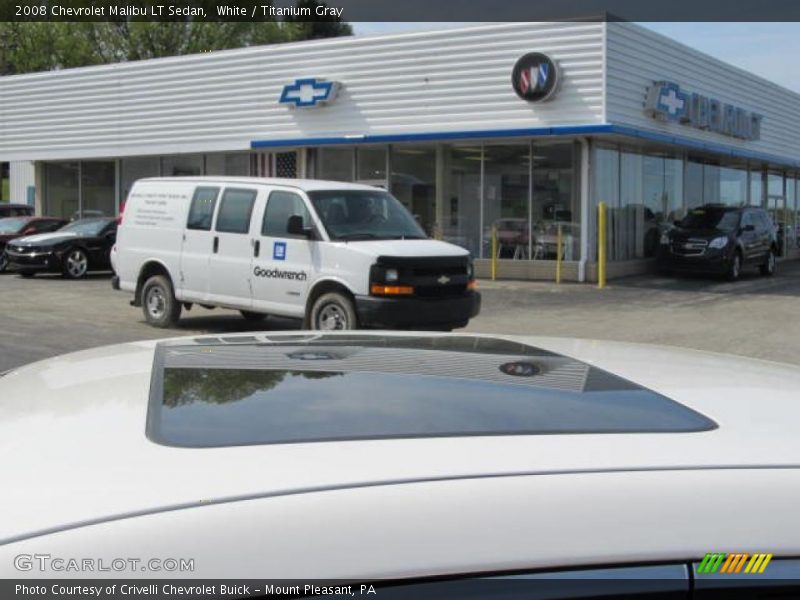 White / Titanium Gray 2008 Chevrolet Malibu LT Sedan