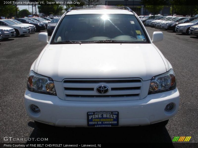 Super White / Ash Gray 2006 Toyota Highlander V6
