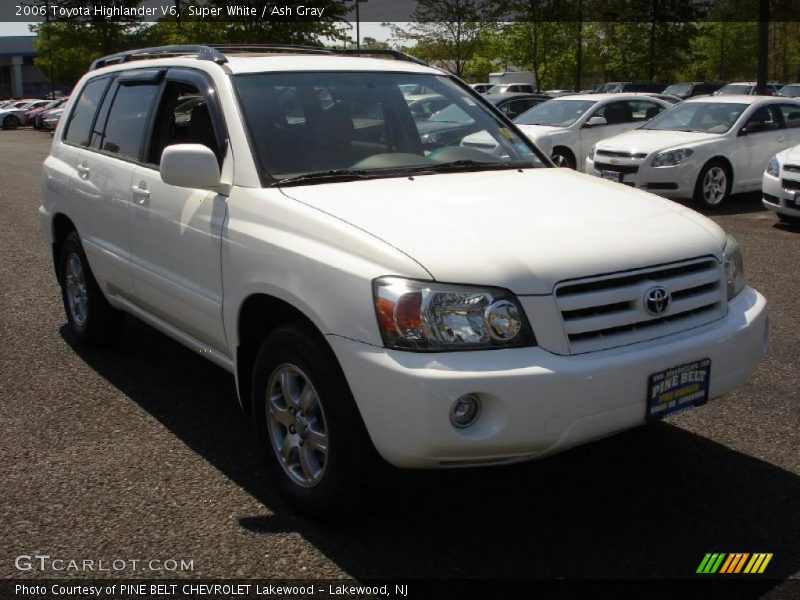 Super White / Ash Gray 2006 Toyota Highlander V6