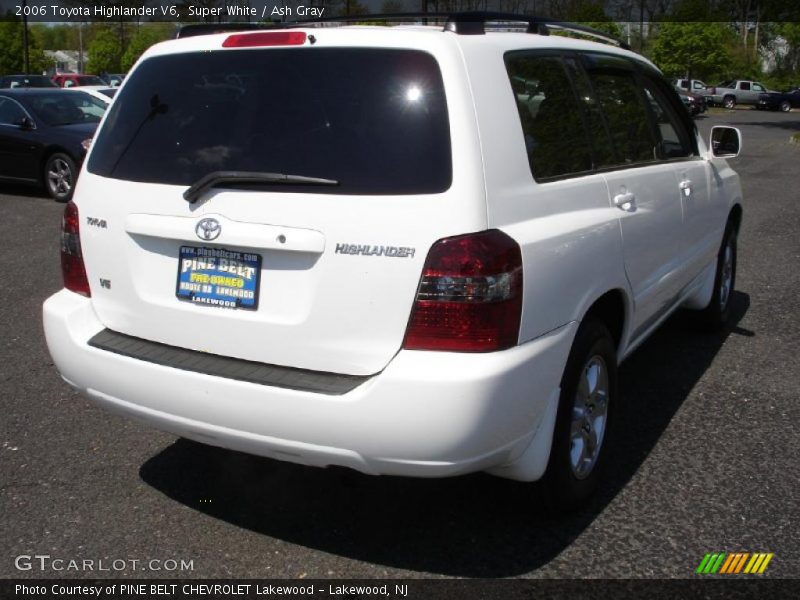 Super White / Ash Gray 2006 Toyota Highlander V6