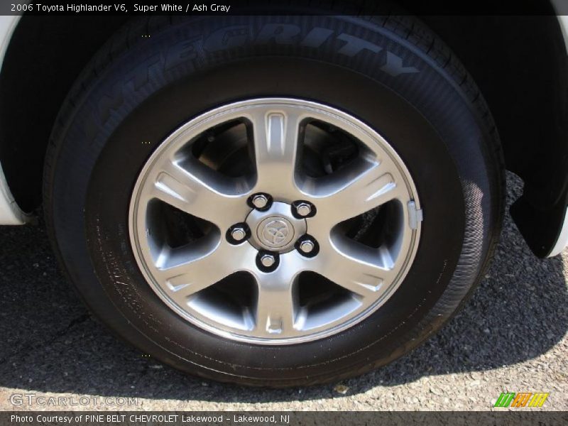Super White / Ash Gray 2006 Toyota Highlander V6