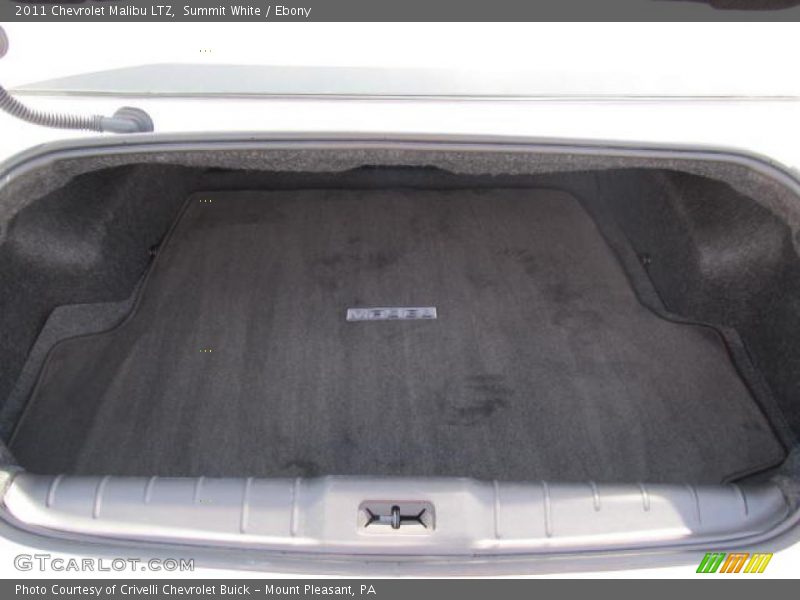 Summit White / Ebony 2011 Chevrolet Malibu LTZ