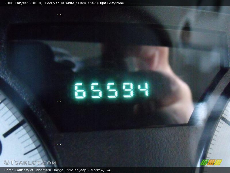 Cool Vanilla White / Dark Khaki/Light Graystone 2008 Chrysler 300 LX