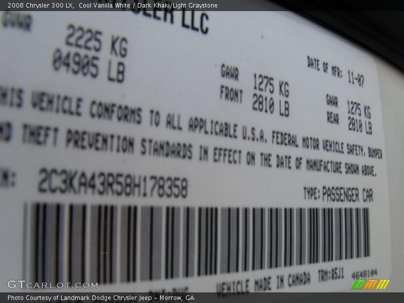 Cool Vanilla White / Dark Khaki/Light Graystone 2008 Chrysler 300 LX