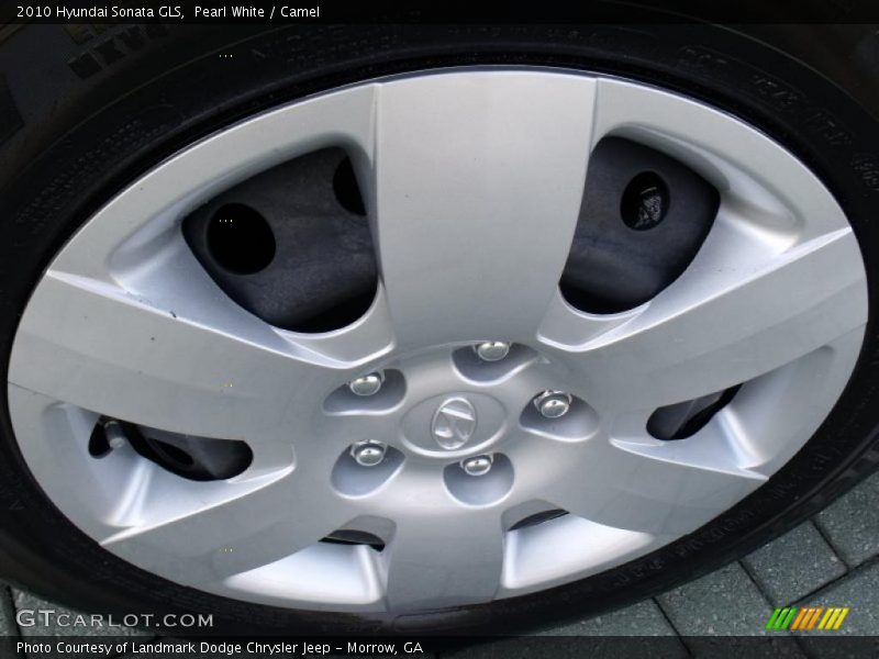 Pearl White / Camel 2010 Hyundai Sonata GLS