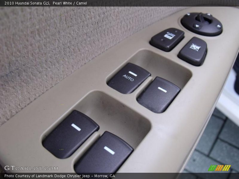 Pearl White / Camel 2010 Hyundai Sonata GLS