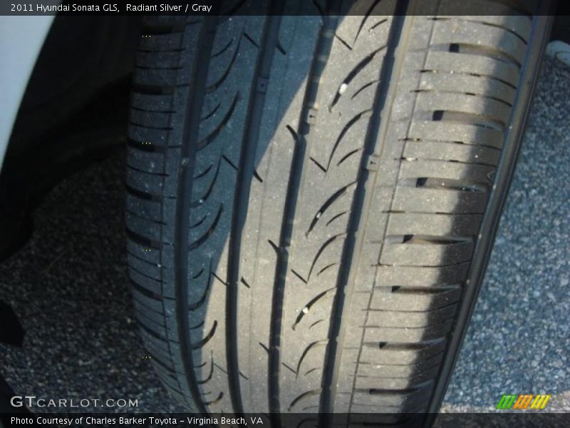Radiant Silver / Gray 2011 Hyundai Sonata GLS