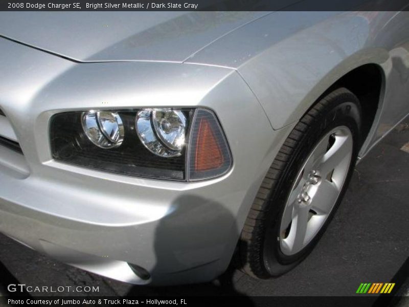 Bright Silver Metallic / Dark Slate Gray 2008 Dodge Charger SE