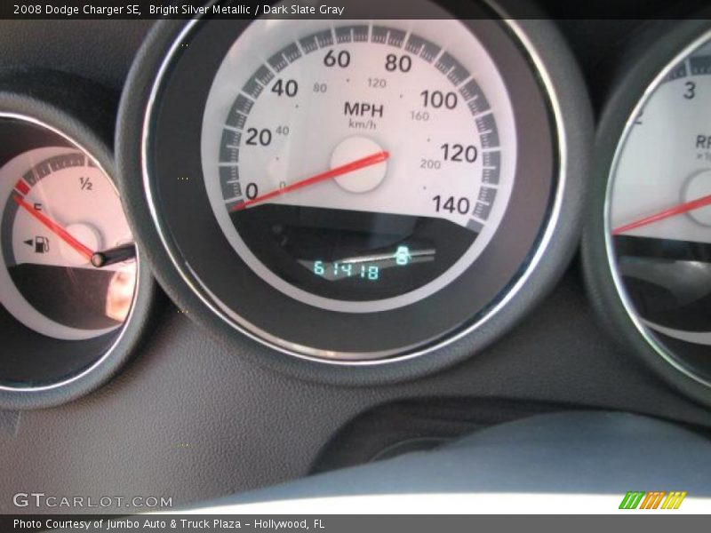Bright Silver Metallic / Dark Slate Gray 2008 Dodge Charger SE
