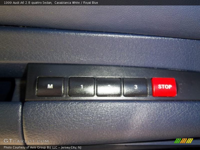 Controls of 1999 A6 2.8 quattro Sedan