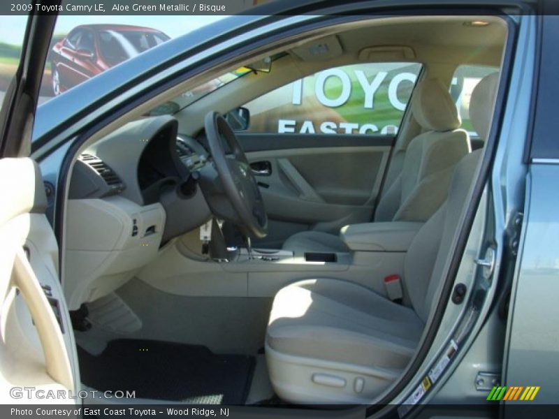 Aloe Green Metallic / Bisque 2009 Toyota Camry LE