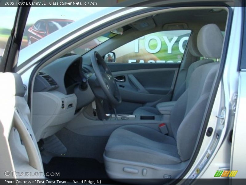 Classic Silver Metallic / Ash 2009 Toyota Camry LE
