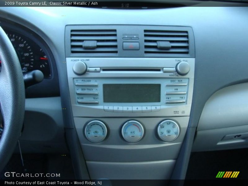 Classic Silver Metallic / Ash 2009 Toyota Camry LE