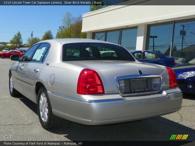  2010 Town Car Signature Limited Silver Birch Metallic