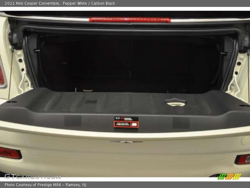 Pepper White / Carbon Black 2011 Mini Cooper Convertible