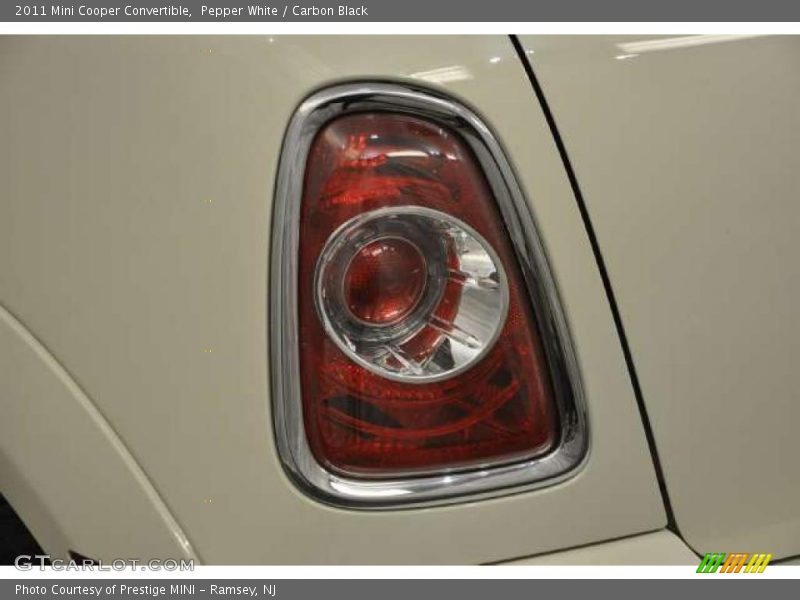 Pepper White / Carbon Black 2011 Mini Cooper Convertible