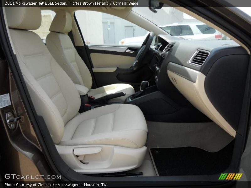 Toffee Brown Metallic / Cornsilk Beige 2011 Volkswagen Jetta SEL Sedan