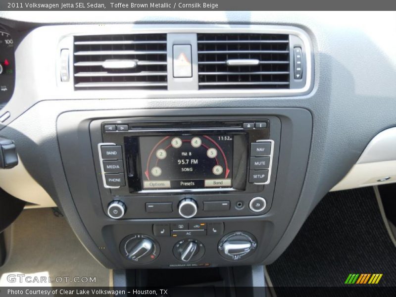 Toffee Brown Metallic / Cornsilk Beige 2011 Volkswagen Jetta SEL Sedan