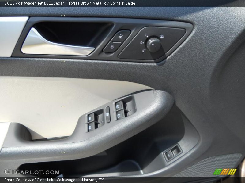 Toffee Brown Metallic / Cornsilk Beige 2011 Volkswagen Jetta SEL Sedan