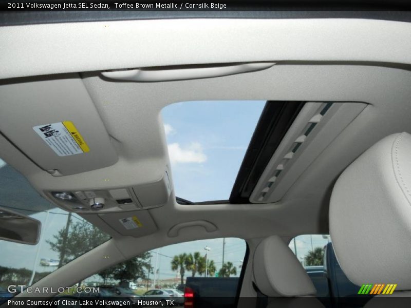 Toffee Brown Metallic / Cornsilk Beige 2011 Volkswagen Jetta SEL Sedan