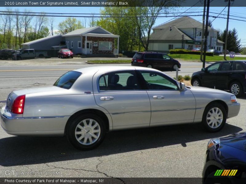 Silver Birch Metallic / Black 2010 Lincoln Town Car Signature Limited