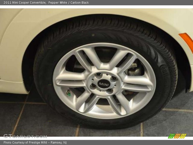 Pepper White / Carbon Black 2011 Mini Cooper Convertible