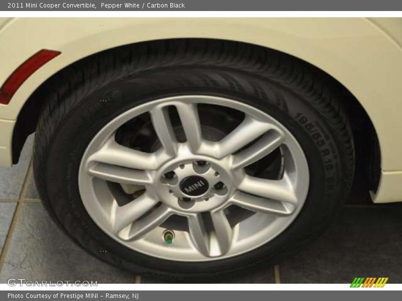 Pepper White / Carbon Black 2011 Mini Cooper Convertible