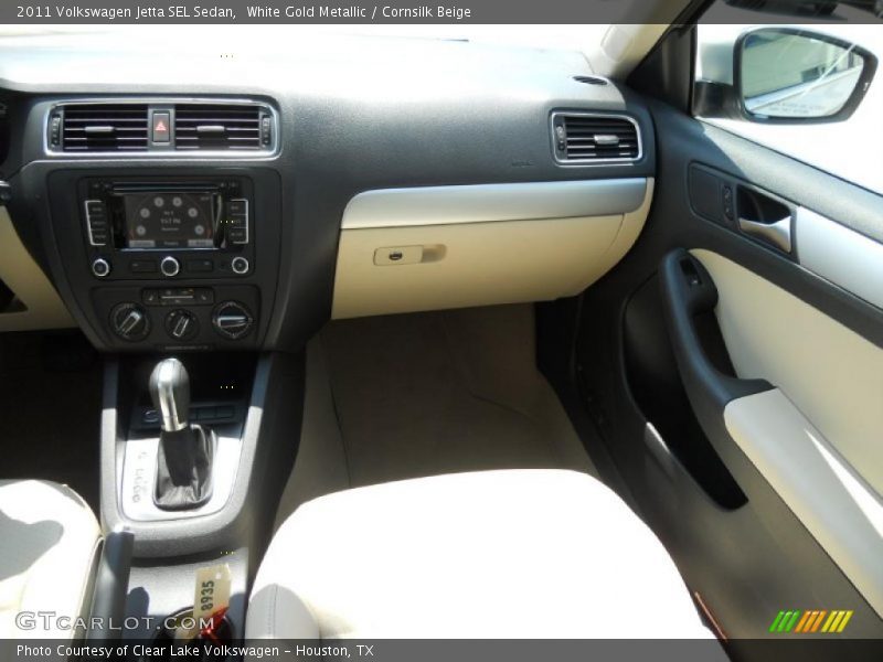 White Gold Metallic / Cornsilk Beige 2011 Volkswagen Jetta SEL Sedan