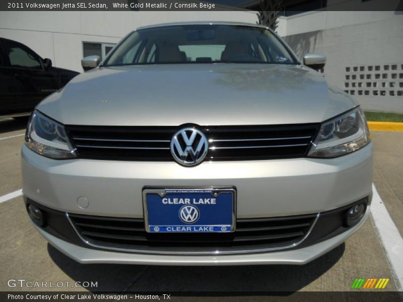 White Gold Metallic / Cornsilk Beige 2011 Volkswagen Jetta SEL Sedan