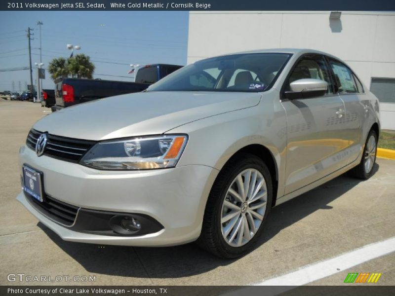 White Gold Metallic / Cornsilk Beige 2011 Volkswagen Jetta SEL Sedan