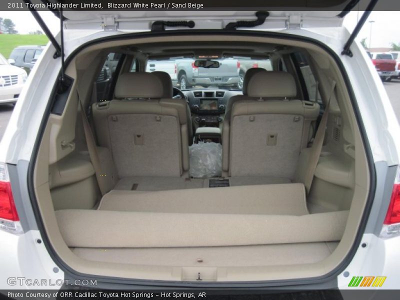 Blizzard White Pearl / Sand Beige 2011 Toyota Highlander Limited