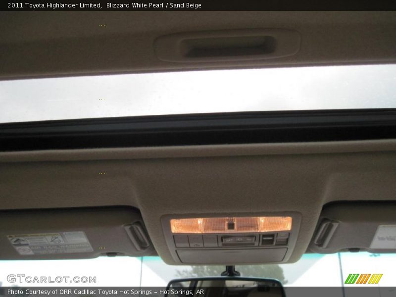 Blizzard White Pearl / Sand Beige 2011 Toyota Highlander Limited