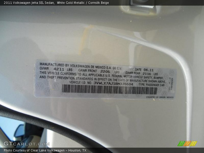 White Gold Metallic / Cornsilk Beige 2011 Volkswagen Jetta SEL Sedan