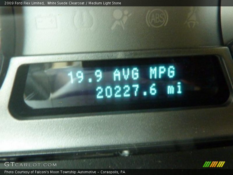White Suede Clearcoat / Medium Light Stone 2009 Ford Flex Limited