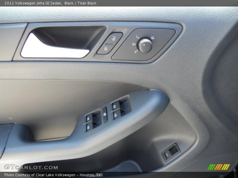 Black / Titan Black 2011 Volkswagen Jetta SE Sedan