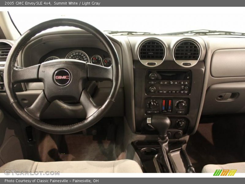 Summit White / Light Gray 2005 GMC Envoy SLE 4x4