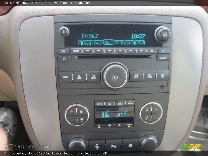 Controls of 2010 Yukon XL SLT