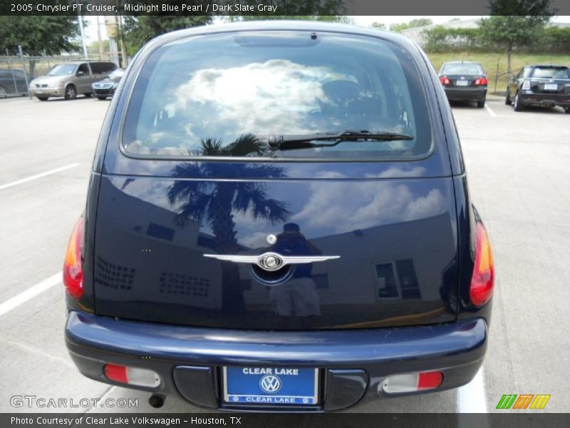 Midnight Blue Pearl / Dark Slate Gray 2005 Chrysler PT Cruiser