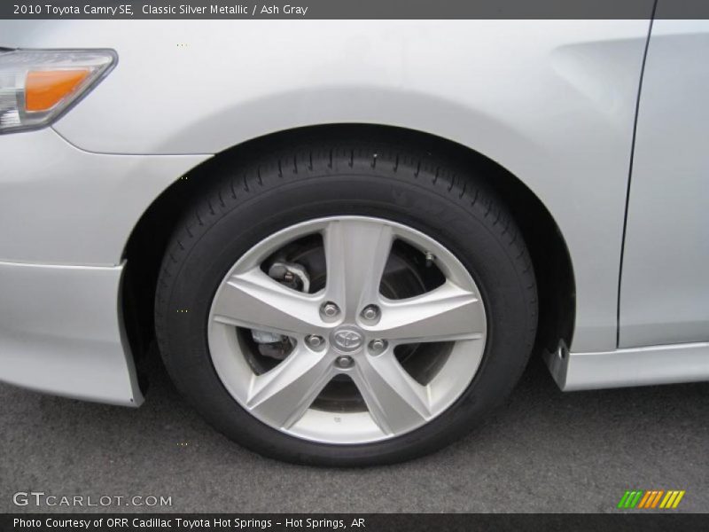 Classic Silver Metallic / Ash Gray 2010 Toyota Camry SE