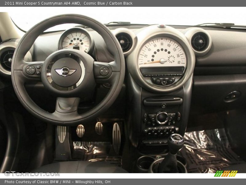 Dashboard of 2011 Cooper S Countryman All4 AWD